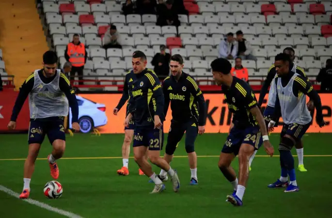 Fenerbahçe’den Antalyaspor maçında 5 değişiklik
