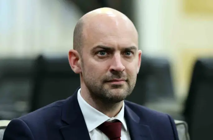 Fransa Dışişleri Bakanı Barrot’tan İsrail’e Lübnan’da kara saldırılarından kaçınma çağrısı
