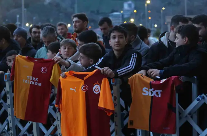 Galatasaray’a, Rize’de coşkulu karşılama
