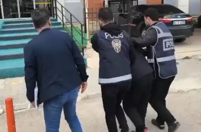 Gaziantep’te 103 milyon liralık dolandırıcılık şüphelileri tutuklandı
