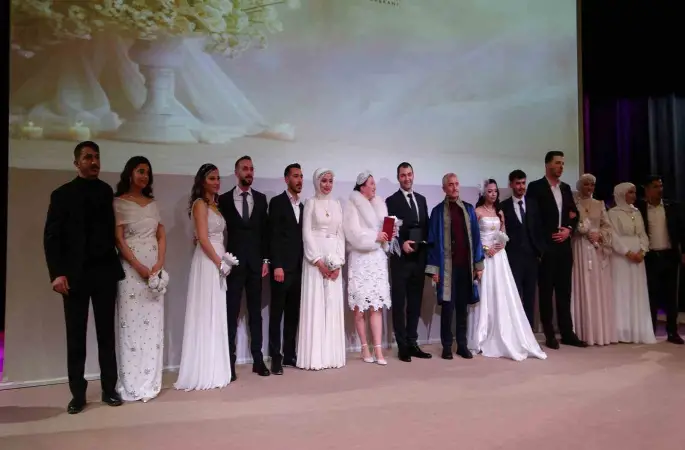 Gaziantep’te 14 Şubat’ta 62 çift evliliğe "Evet" dedi
