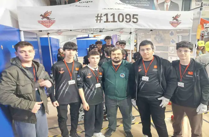 Gebze’nin Robotik Takımları Turknet’in Gigafiber’i ile desteklediği FRC’de
