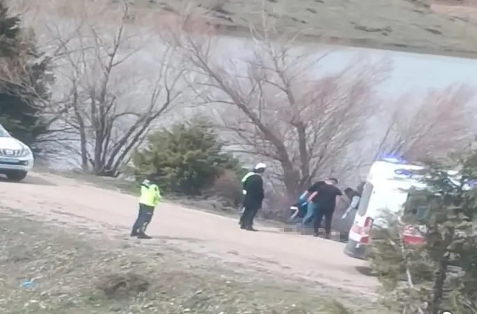 Genç kadını 8 yerinden bıçaklayıp baraja attılar
