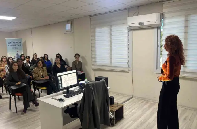 Genç kadınların istihdam yolculuğu başladı
