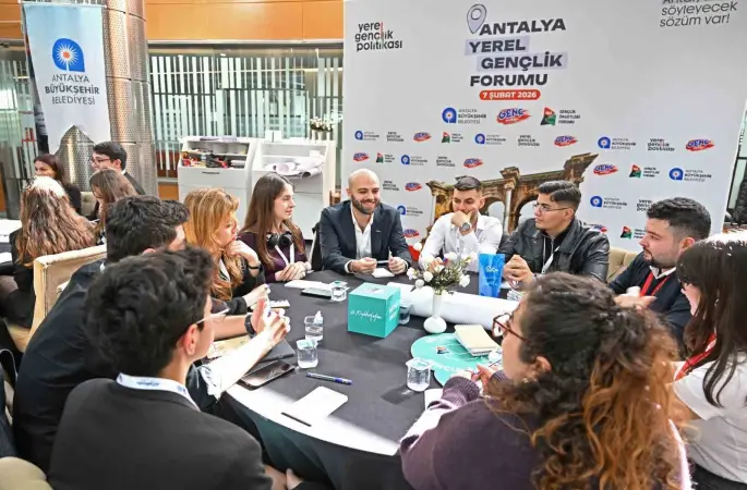 Gençler ‘Antalya Yerel Gençlik Forumu’nda buluştu
