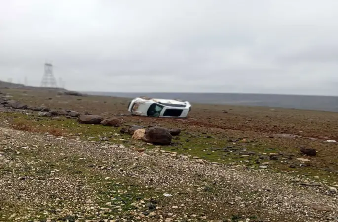 Gercüş’te araç takla attı, sürücü yara almadan kurtuldu
