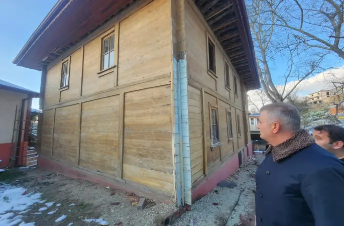 Gölcük’teki 145 yıllık çivisiz cami restore ediliyor