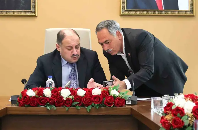 Gülpınar Suruçlu muhtarların taleplerini dinledi
