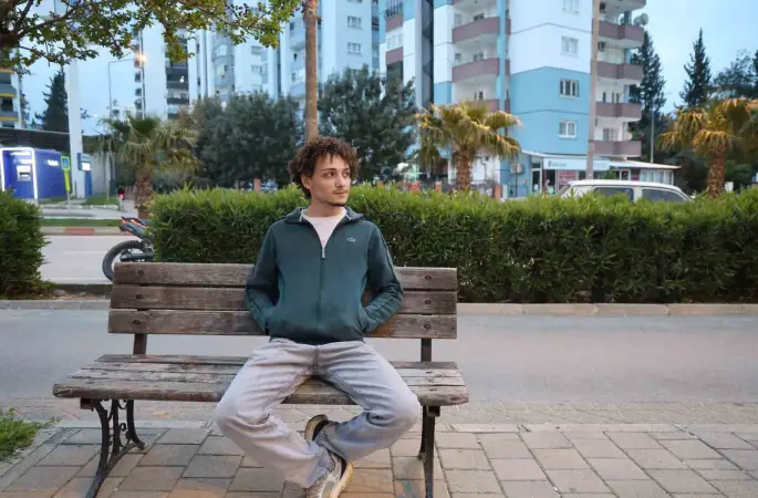 Gündem olan bankta başkan ve genç buluştu
