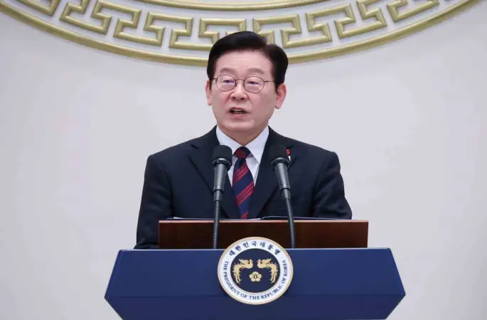 Güney Kore Devlet Başkanı Lee: "Çin Devlet Başkanı Xi’nin muhteşem bir lider olduğunu düşünüyorum"
