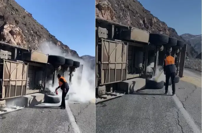 Hakkari-Van yolunda tır devrildi
