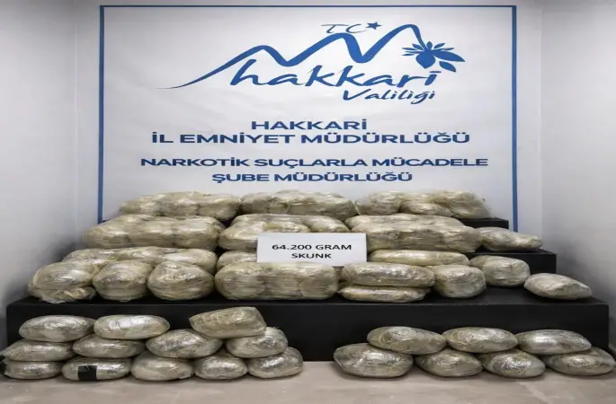 Hakkari’de 64 kilogram uyuşturucu ele geçirildi
