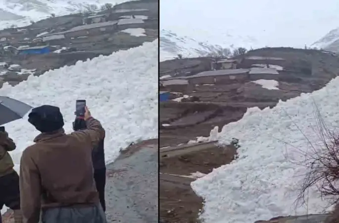 Hakkari’de çığ evleri teğet geçti
