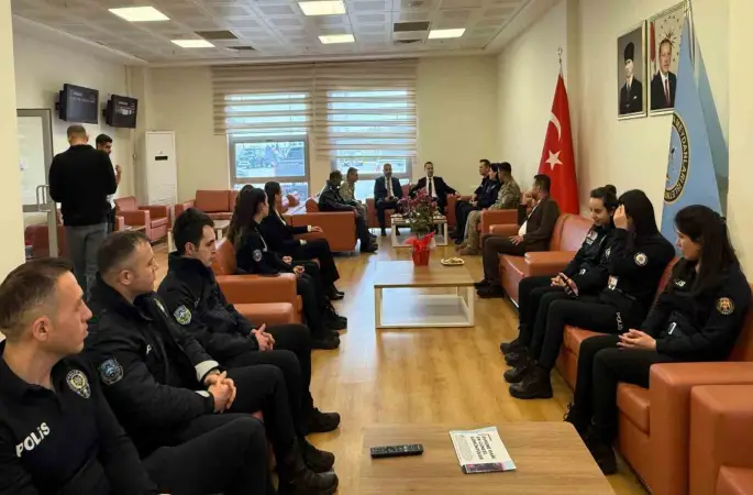 Havalimanında Polis Haftası kutlaması
