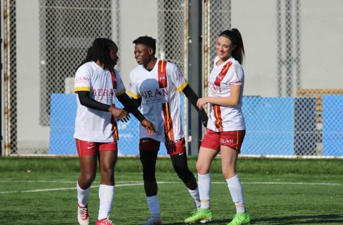 Hem şampiyon, hem de gol kraliçesi
