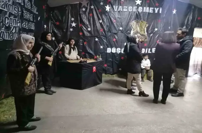 Hınıs’ta canlı müze beğeni topladı
