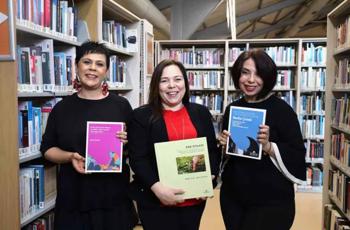 İEÜ Yayınevi dünya sahnesinde
