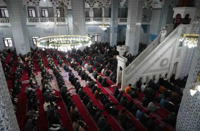 Iğdır’da bayram namazı kılındı
