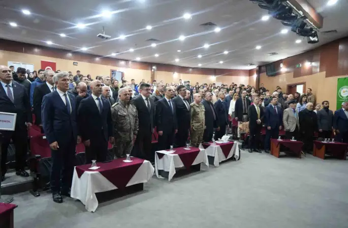 Iğdır’da Hocalı Katliamı’nda hayatını kaybedenler anıldı
