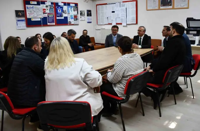 İl Milli Eğitim Müdürü Aydın, öğretmenlerle bir araya geldi
