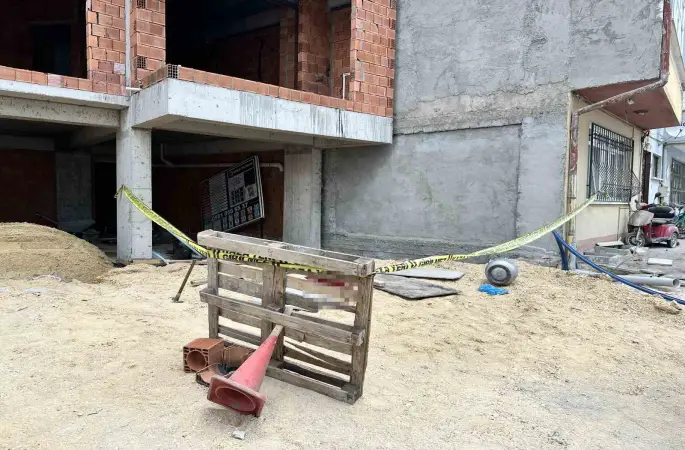 İnşaatta kafasına mutfak tüpü düşen işçi hayatını kaybetti

