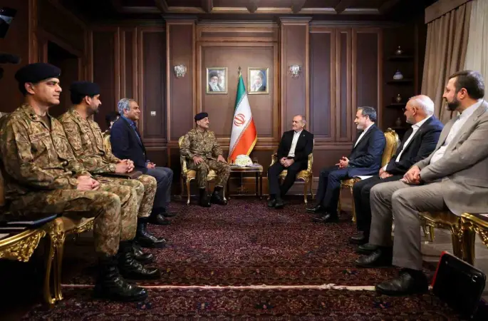 İran Cumhurbaşkanı Pezeşkiyan: "ABD galip gelmeyecek, dünya ağır bedeller ödeyecek"
