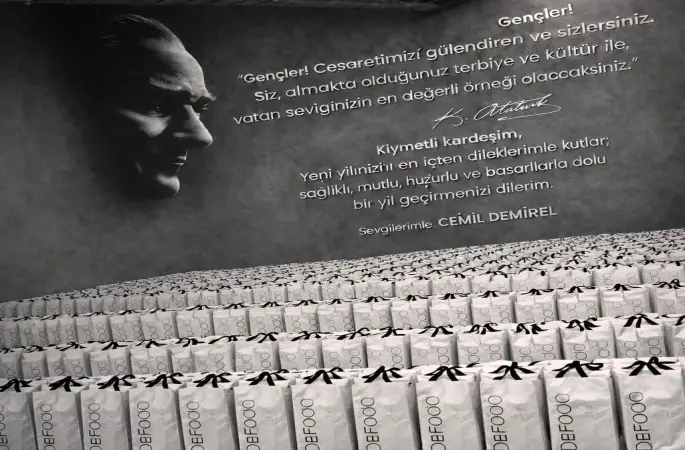 İş İnsanı Cemil Demirel bu kez çocukların içini ısıttı
