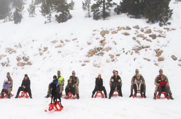 Jandarmadan şehit ve gazi çocuklarına anlamlı etkinlik
