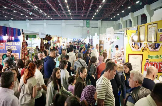 Kahramanmaraş, gastronomisi ve el sanatlarıyla Antalya’da göz doldurdu
