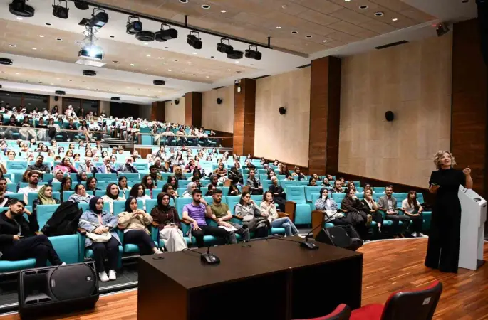 "Kanser hastasının tedavide en çok ihtiyaç duyduğu şefkat"
