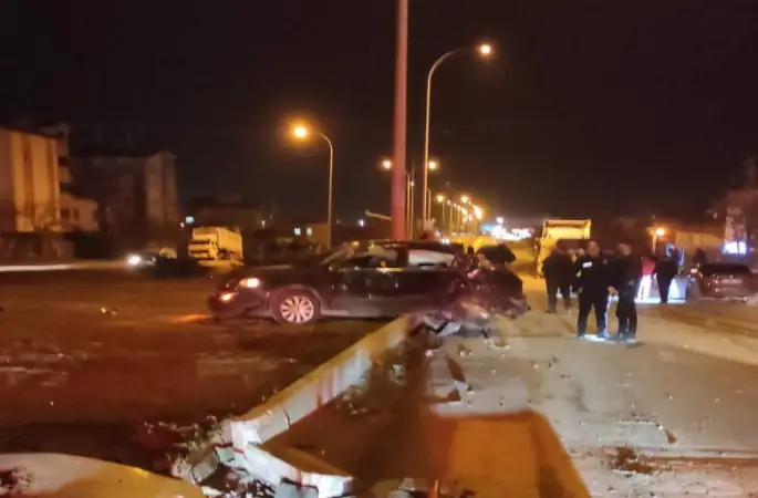 Karapınar’da tır ile otomobil çarpıştı: 2 yaralı
