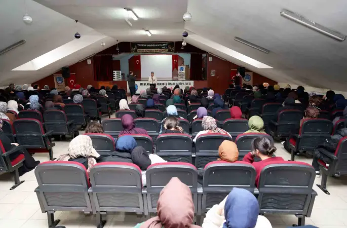 Karatay Gençlik Meclisi’nden Kariyer Günleri Programı
