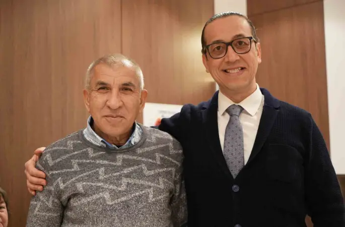 Karnından 2 litre idrar çıktı, 400 cc prostat kapalı yöntemle alındı
