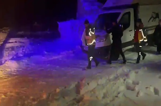 Kars’ta 1 yaşındaki bebek için ekipler seferber oldu
