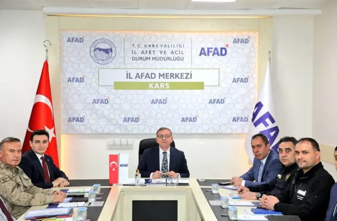 Kars’ta afetlere karşı hazırlık masaya yatırıldı
