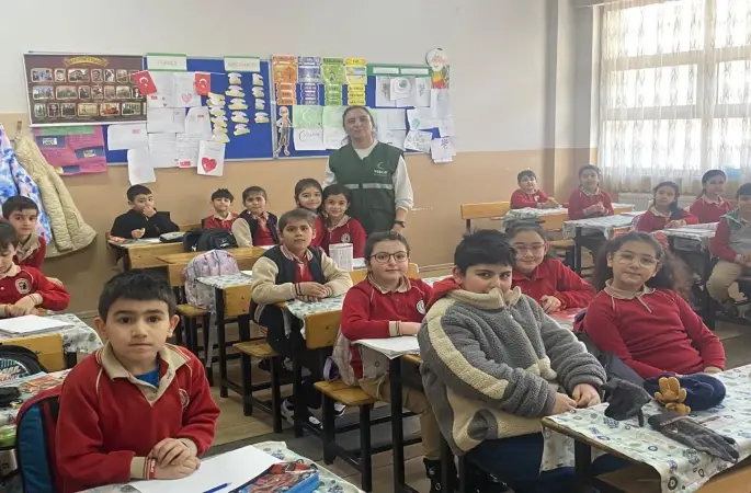 Kars’ta "Benim Kulübüm Yeşilay" etkinliği miniklerle buluştu
