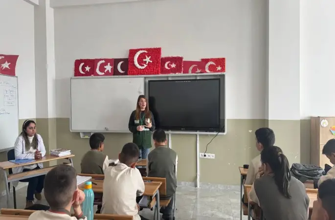 Kars’ta öğrencilere sağlıklı yaşam bilinci: Yeşilay’dan anlamlı eğitim
