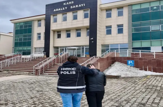 Kars’ta torbacılara operasyon: Uyuşturucu satıcısı tutuklandı
