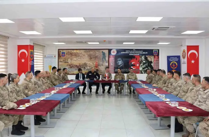 Kaymakam Serin, şehit aileleri ve gazilerin bayramını kutladı
