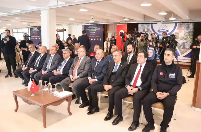 Kayseri’de 12 ilçede günlük kişi başı 666 gram çöp üretiliyor
