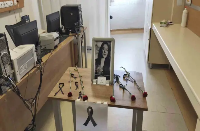 Kazada hayatını kaybeden sağlıkçı için anma etkinliği
