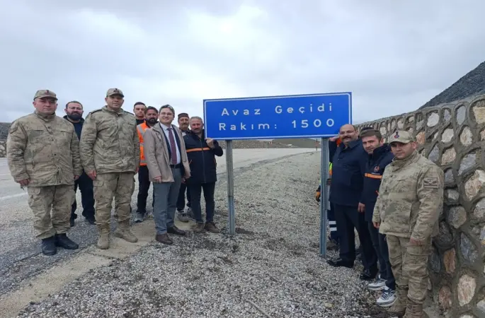 Kemaliye’de "Çimento Geçidi"nin adı "Avaz Geçidi" olarak değiştirildi
