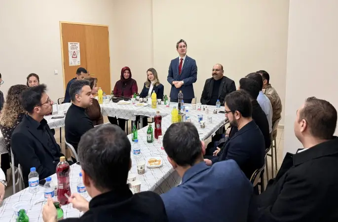 Kemaliye’de yetim ve öksüz çocuklarla gönül sofrası kuruldu
