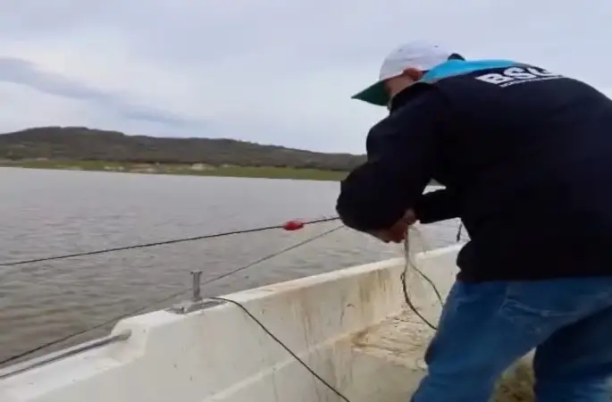 Kırklareli’nde barajda yasa dışı avcılığa geçit yok: 650 metre ağ ele geçirildi
