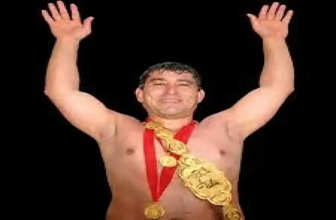 Kırkpınar eski Başpehlivanı İbrahim Gümüş vefat etti
