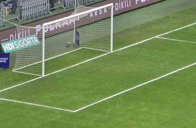 Kocaeli Stadyumu’nun zemini maça hazır
