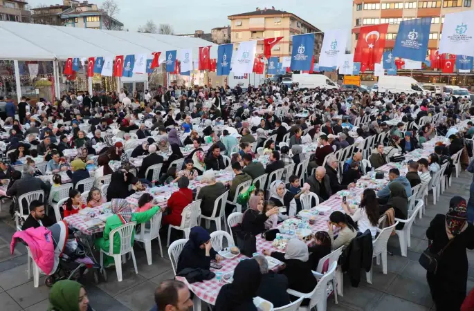 Kocaeli’nde Ramazan coşkusu: Çadır etkinlikleri ve konserlerle dolu program
