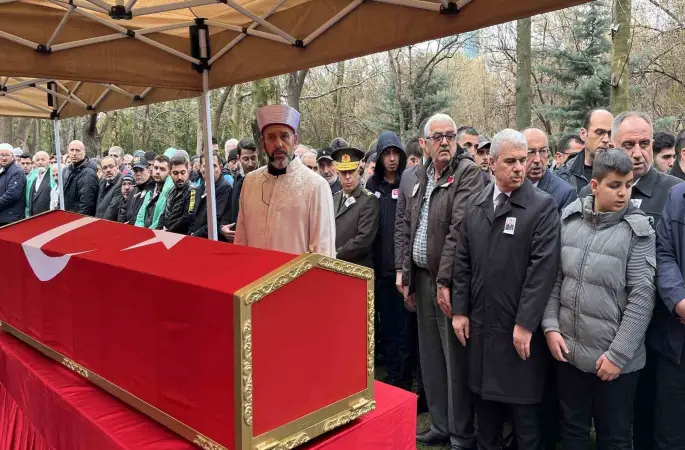 Konyalı şehit Uzman Çavuş Selman Akarsel son yolculuğuna uğurlandı
