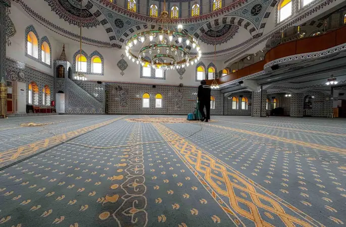 Körfez’de camiler Ramazan ayına hazırlanıyor
