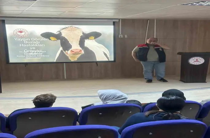 Köşk’te üreticilere buzağı ölümleri ve üreme verimliliği eğitimi
